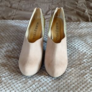 High heeled glitter shoes